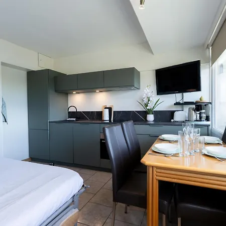 Joy By Interhome 아파트 데한